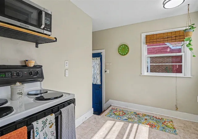 Photo 4 of Single family home for sale at 3002 Dawes Rd, Muskegon, MI 49441 | MLS# 70555357 | Listing updated on 2026-09-18