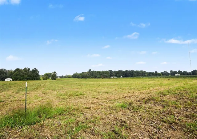 Photo 1 of Land for sale at Vl County Rd 687, Bangor, MI 49013 | MLS# 70562704 | Listing updated on 2026-10-06