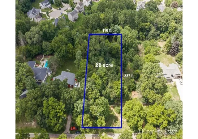 Photo 1 of Sale Pending at 1859 Oakleigh Ave, Grand Rapids, MI 49504 | MLS# 70553036 | Listing updated on 2026-09-04