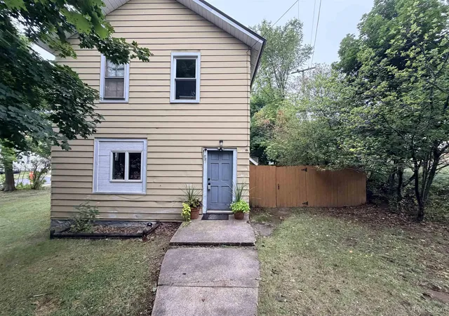 Photo 1 of Multi family home for sale at 805 N 5th Street, Ishpeming, MI 49849 | MLS# 50221452 | Listing updated on 2026-10-01