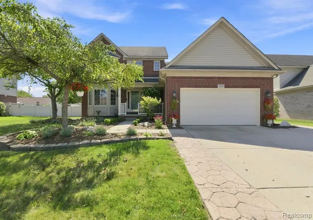 Photo 1 of Sale Pending at 26833 Arcadia Dr, Flat Rock, MI 48134 1879 | MLS# 61025852 | Listing updated on 2026-09-15