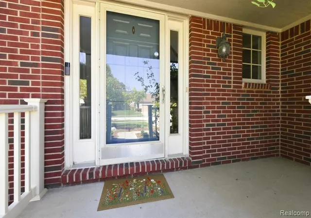 Photo 3 of Sale Pending at 26833 Arcadia Dr, Flat Rock, MI 48134 1879 | MLS# 61025852 | Listing updated on 2026-09-15
