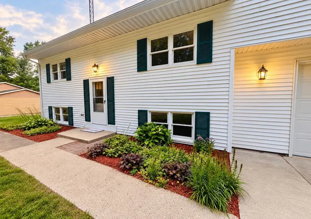 Photo 1 of Single family home for sale at 8901 Lake Ann Rd, Lake Ann, MI 49650 | MLS# 80073413 | Listing updated on 2026-09-13