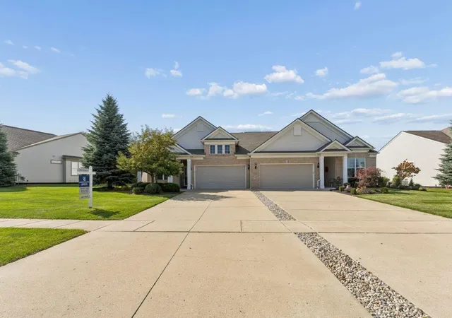 Photo 1 of Sale Pending at 6547 Prairie Dunes Dr, Grand Blanc, MI 48439 | MLS# 50219772 | Listing updated on 2026-10-20