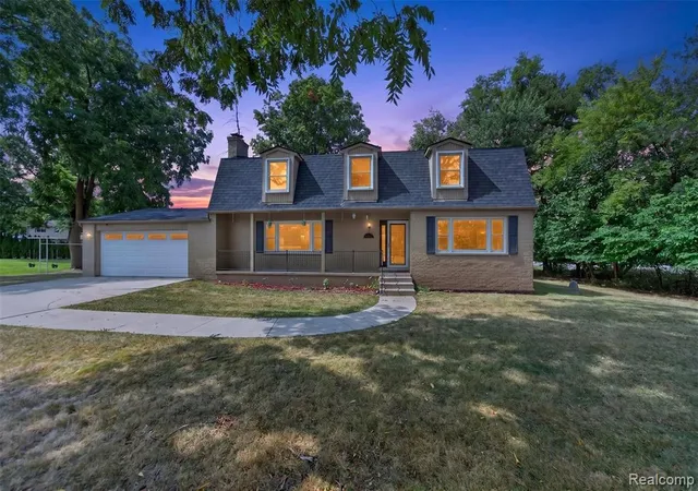 Single family home for sale at 2499 Horseshoe Dr, West Bloomfield, MI 48322 | MLS# 61025918
