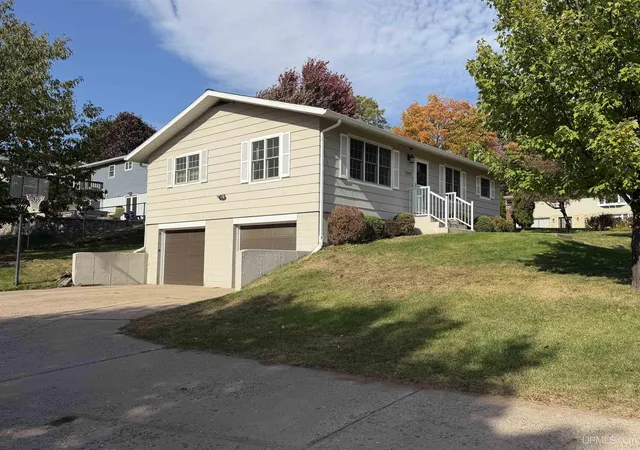 Single family home for sale at 1400 Albion St, Marquette, MI 49855 | MLS# 50224755