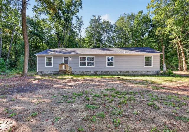 Photo 3 of Single family home for sale at 9633 W Howard City Edmore, Lakeview, MI 48850 | MLS# 70557442 | Listing updated on 2026-10-18