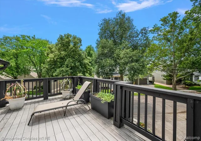 Photo 96 of Mansion for sale at 972 Ann St, Birmingham, MI 48009 | MLS# 61023467 | Listing updated on 2026-09-13