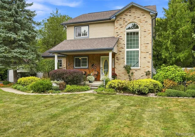 Photo 3 of Sale Pending at 25328 Wick Rd, Taylor, MI 48180 | MLS# 61027068 | Listing updated on 2026-09-22