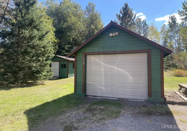 Photo 2 of Single family home for sale at 550 Co Rd Prf, Ishpeming, MI 49849 | MLS# 50221071 | Listing updated on 2026-09-30