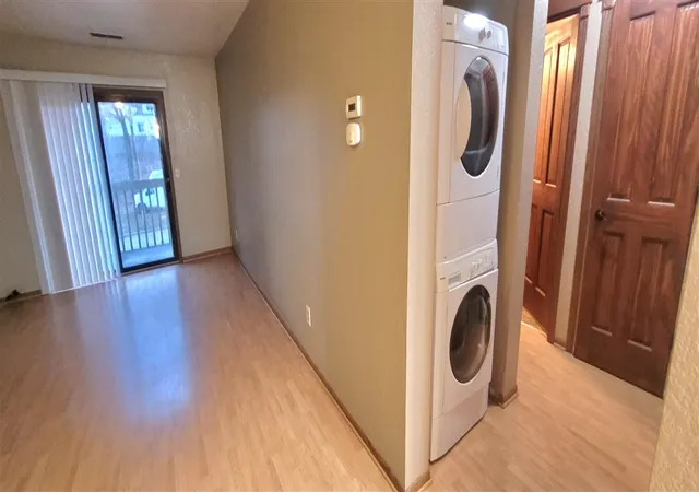 Listing Photo 1 - Condo for sale in building located at 820 Carrier Creek Blvd, Grand Rapids, MI 49503