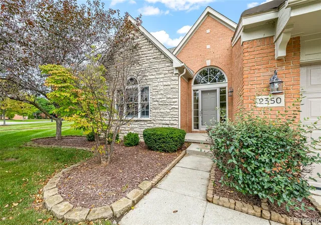 Photo 2 of Sale Pending at 2350 Lexington Cir, Canton, MI 48188 | MLS# 61025680 | Listing updated on 2026-09-04