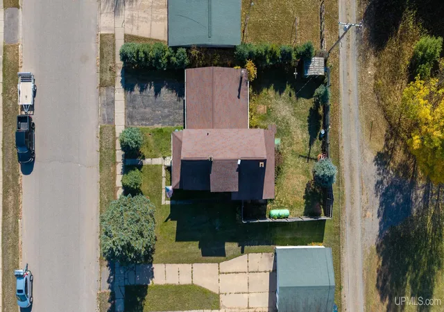 Photo 3 of Single family home for sale at 145 Hemlock St, Republic, MI 49879 | MLS# 50224790 | Listing updated on 2026-10-13