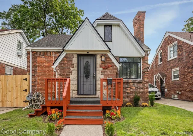 Photo 3 of Single family home for sale at 19642 Anvil St, Detroit, MI 48205 1822 | MLS# 61023648 | Listing updated on 2026-09-22