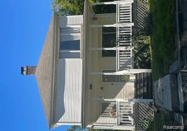 Photo 1 of Sale Pending at 523 525 Fairview St, Detroit, MI 48214 | MLS# 61034676 | Listing updated on 2026-10-08