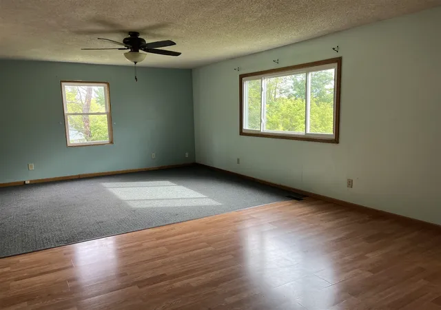 Photo 4 of Single family home for sale at 11701 NE Schuilling Dr, Sparta, MI 49345 | MLS# 70563907 | Listing updated on 2026-10-12