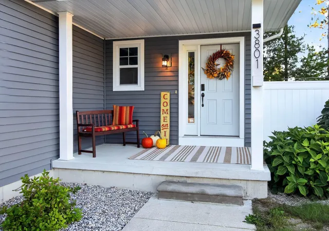 Photo 1 of Sale Pending at 3801 Bobcat Ct, Midland, MI 48642 | MLS# 50223021 | Listing updated on 2026-10-09