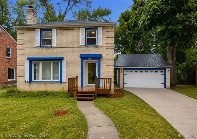 Photo 1 of Single family home for sale at 17584 Roxbury Ave, Southfield, MI 48075 | MLS# 61031704 | Listing updated on 2026-10-11