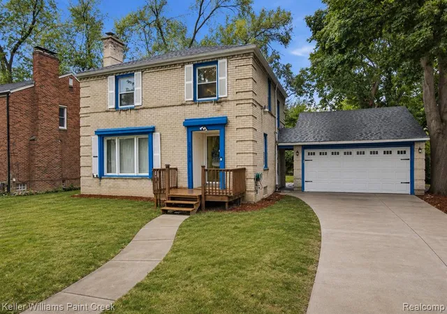 Photo 2 of Single family home for sale at 17584 Roxbury Ave, Southfield, MI 48075 | MLS# 61031704 | Listing updated on 2026-10-11