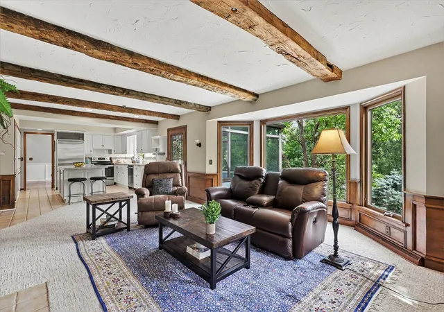 Photo 4 of Single family home for sale at 1530 Edgewood Ave, Grand Rapids, MI 49506 | MLS# 70553217 | Listing updated on 2026-09-10