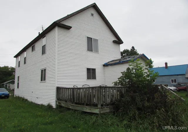 Photo 2 of Single family home for sale at 409 Lyons St, Baraga, MI 49908 | MLS# 50222951 | Listing updated on 2026-09-30