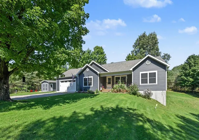 Photo 2 of Single family home for sale at 6786 W King Fish Rd, Empire, MI 49630 | MLS# 80073393 | Listing updated on 2026-09-22