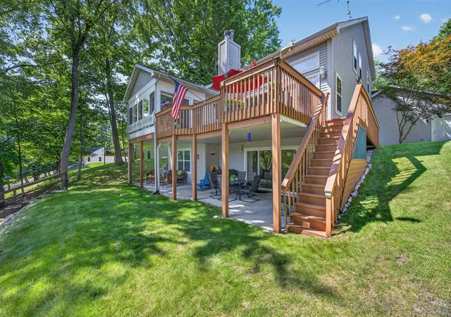 Photo 2 of Single family home for sale at 9240 Ranger Dr, Stanwood, MI 49346 | MLS# 70554847 | Listing updated on 2026-09-01