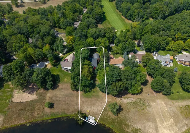 Photo 3 of Single family home for sale at 9240 Ranger Dr, Stanwood, MI 49346 | MLS# 70554847 | Listing updated on 2026-09-01