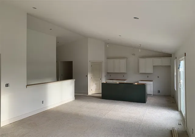 Photo 3 of Single family home for sale at 4814 Bethpage Dr, Comstock Park, MI 49321 | MLS# 70546784 | Listing updated on 2026-09-04