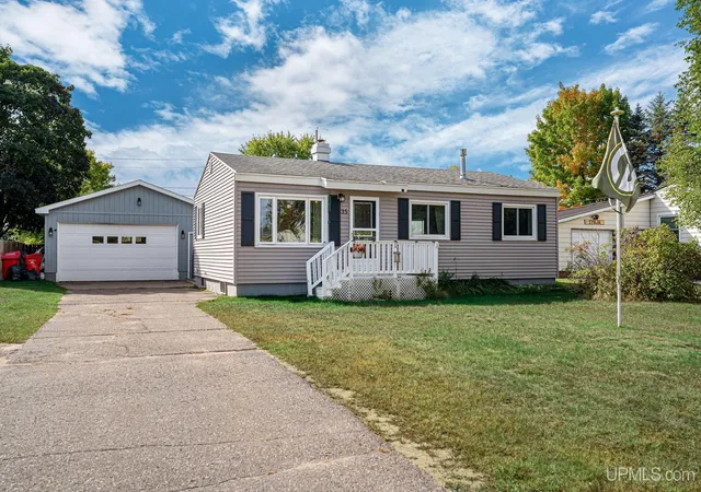 Photo 1 of Single family home for sale at 35 E Blueberry St, Gwinn, MI 49841 | MLS# 50223232 | Listing updated on 2026-10-06