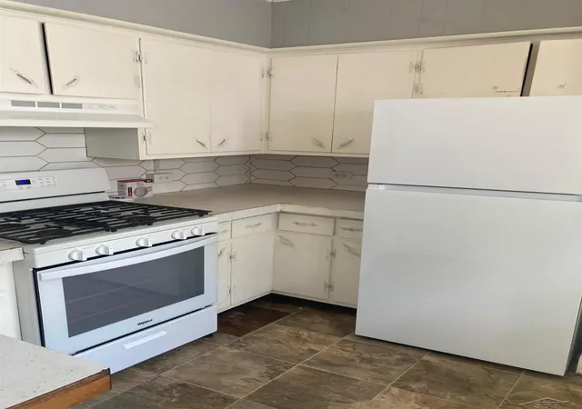 Photo 2 of Single family home for sale at 3323 Webber St, Saginaw, MI 48601 | MLS# 50220591 | Listing updated on 2026-09-03