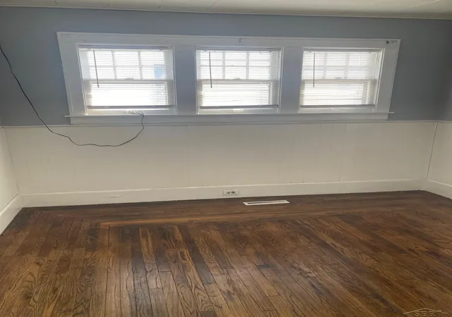 Photo 3 of Single family home for sale at 3323 Webber St, Saginaw, MI 48601 | MLS# 50220591 | Listing updated on 2026-09-03