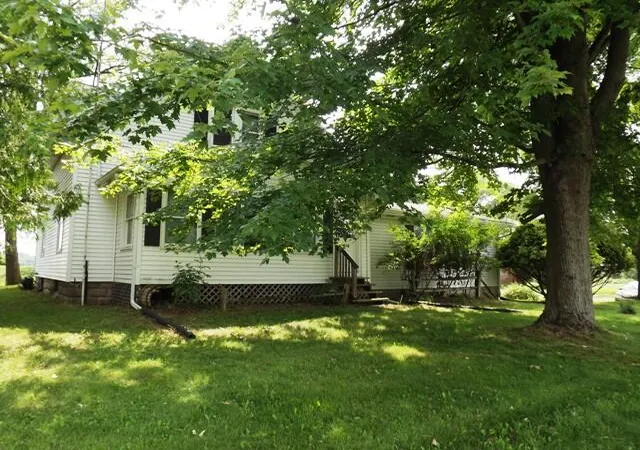 Photo 3 of Sale Pending at 1500 Hull St, Sparta, MI 49345 | MLS# 70555606 | Listing updated on 2026-09-16