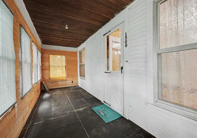 Photo 3 of Sale Pending at 1500 Hull St, Sparta, MI 49345 | MLS# 70555606 | Listing updated on 2026-09-16