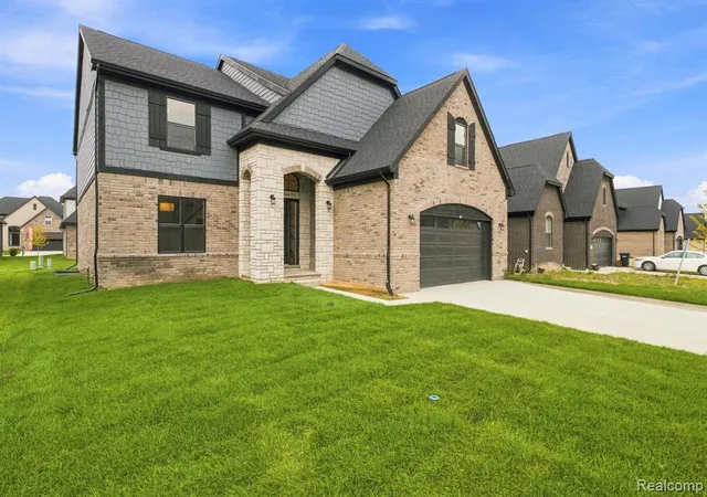 Photo 3 of Single family home for sale at 8683 Clare Dr, Shelby Twp, MI 48315 | MLS# 61028940 | Listing updated on 2026-09-13