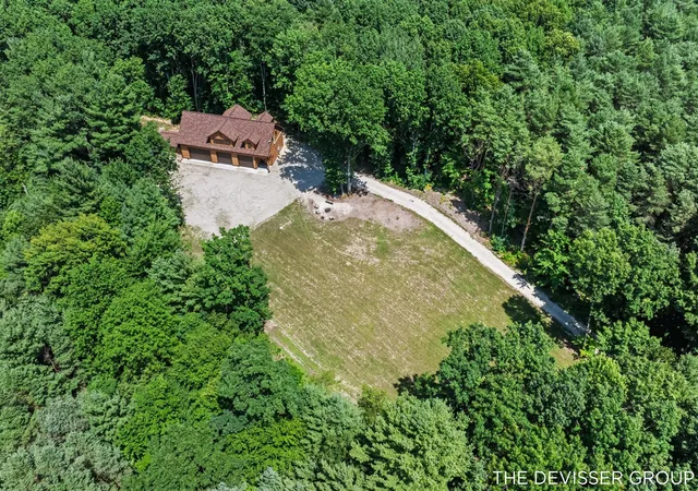 Photo 1 of Sale Pending at 5837 Timber Bluff Trl, Fennville, MI 49408 | MLS# 70554604 | Listing updated on 2026-09-17