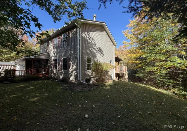 Photo 3 of Single family home for sale at 648 N Maple Hl Dr, Gwinn, MI 49841 | MLS# 50223818 | Listing updated on 2026-10-16
