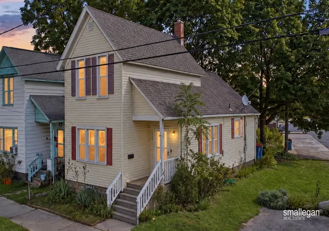 Photo 1 of Sale Pending at 550 Milwaukee Ave, Grand Rapids, MI 49504 | MLS# 70561901 | Listing updated on 2026-10-05
