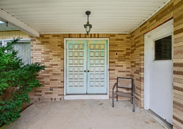 Photo 3 of Sale Pending at 3423 Winterberry Ct, Grand Rapids, MI 49546 | MLS# 70559150 | Listing updated on 2026-09-21