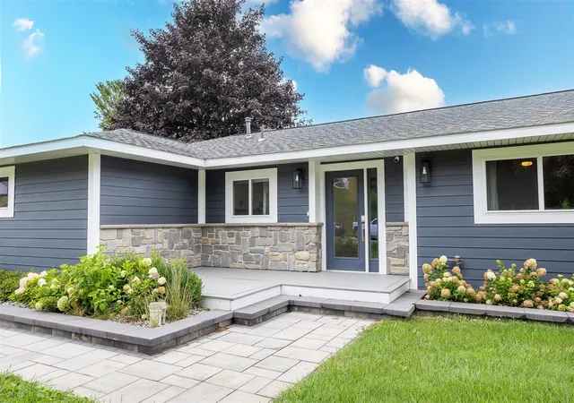 Photo 1 of Single family home for sale at 3363 Scenic Hills Dr, Williamsburg, MI 49690 | MLS# 70554820 | Listing updated on 2026-09-11