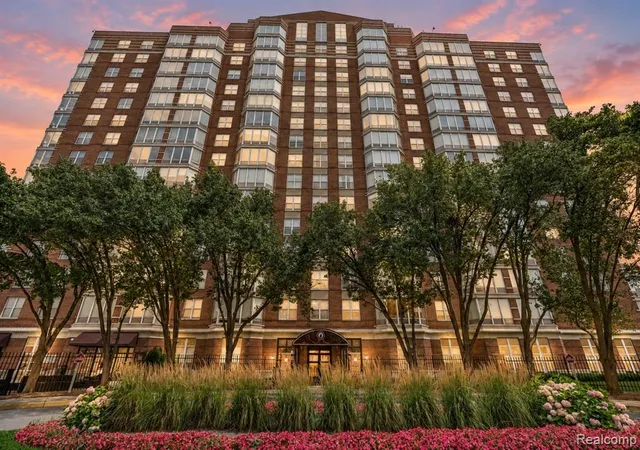Photo 1 of Sale Pending at 250 E Harbortown Dr #803, Detroit, MI 48207 | MLS# 61030600 | Listing updated on 2026-09-24