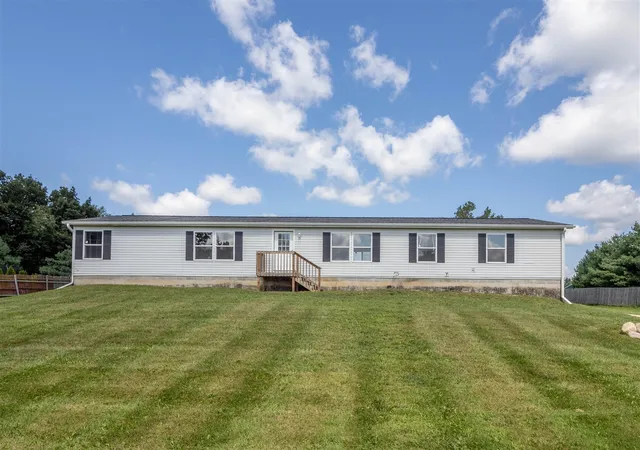 Photo 2 of Sale Pending at 34412 36th Avenue, Paw Paw, MI 49079 | MLS# 70555283 | Listing updated on 2026-09-03