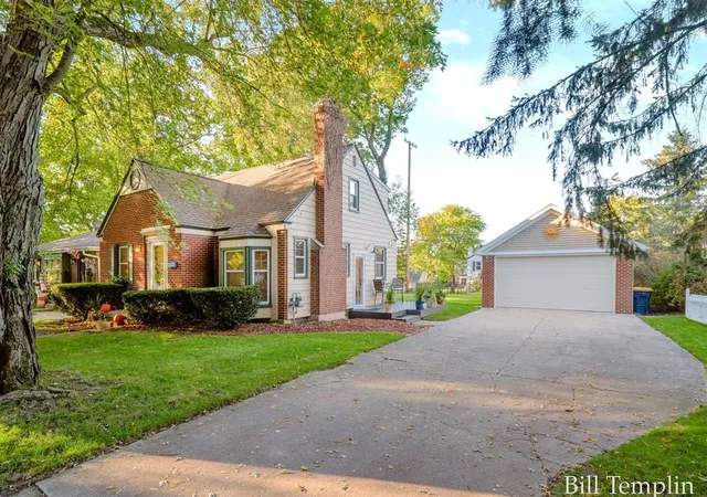 Photo 1 of Single family home for sale at 2543 Richards Dr, Grand Rapids, MI 49506 | MLS# 70563323 | Listing updated on 2026-10-16