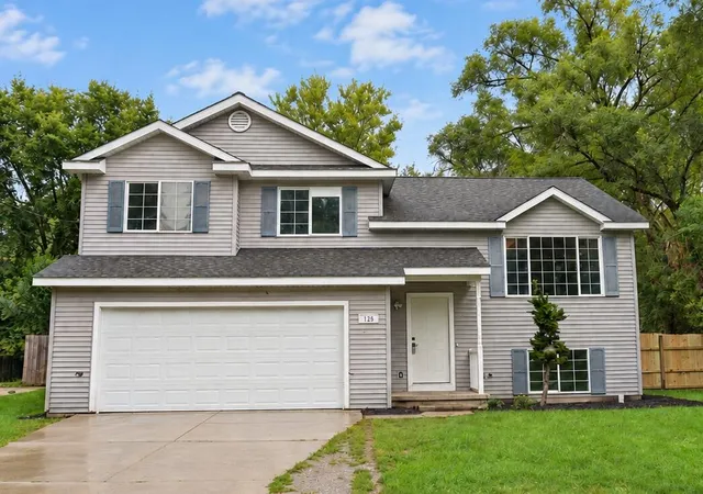 Photo 1 of Sale Pending at 125 Eola St, Grand Rapids, MI 49507 | MLS# 70557681 | Listing updated on 2026-09-21