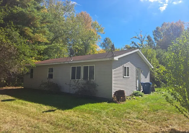 Photo 1 of Single family home for sale at 5481 W Lyle Rd, Beaverton, MI 48612 | MLS# 50224624 | Listing updated on 2026-10-26