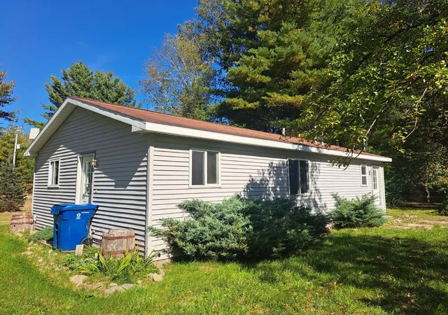Photo 2 of Single family home for sale at 5481 W Lyle Rd, Beaverton, MI 48612 | MLS# 50224624 | Listing updated on 2026-10-26