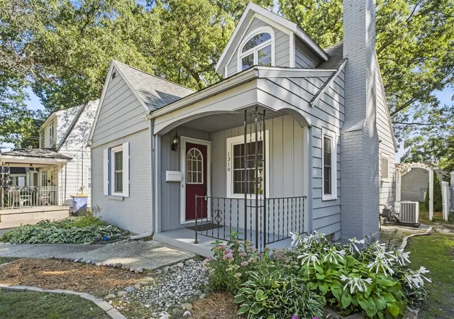 Photo 1 of Sale Pending at 1310 Orville St, Grand Rapids, MI 49507 | MLS# 70558354 | Listing updated on 2026-09-25