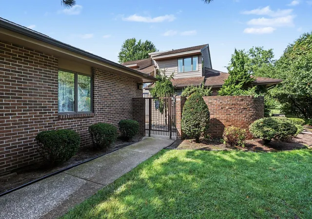 Photo 2 of Condo for sale at 2698 Oakmont Dr, Bay City, MI 48706 | MLS# 50220675 | Listing updated on 2026-09-11