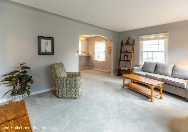 Photo 4 of Sale Pending at 2226 College Ave, Grand Rapids, MI 49507 | MLS# 70556922 | Listing updated on 2026-09-14