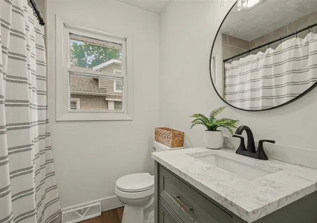 Photo 3 of Single family home for sale at 228 Jean St, Grand Rapids, MI 49548 | MLS# 70546654 | Listing updated on 2026-10-27